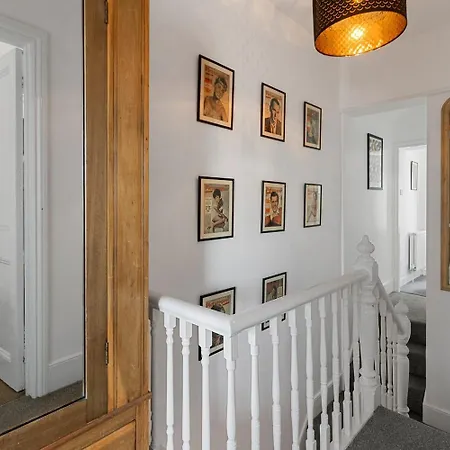 Maple House - Park View Sleeps 7 Villa Exeter Exterior photo